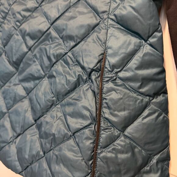 Lululemon Run Turn Around Women’s Reversible Jacket Alberta Lake/Black 4 Goose - Picture 6 of 9